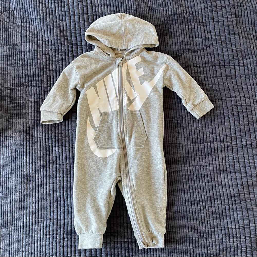 NIKE hooded jumpsuit romper sweatsuit with zipper